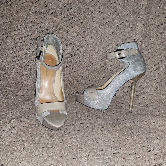 L.A.M.B. Gwen Stefani-Greige Leather Ankle Strap-Silver Nylon-Sz 6.5-Excellent - Picture 1 of 8